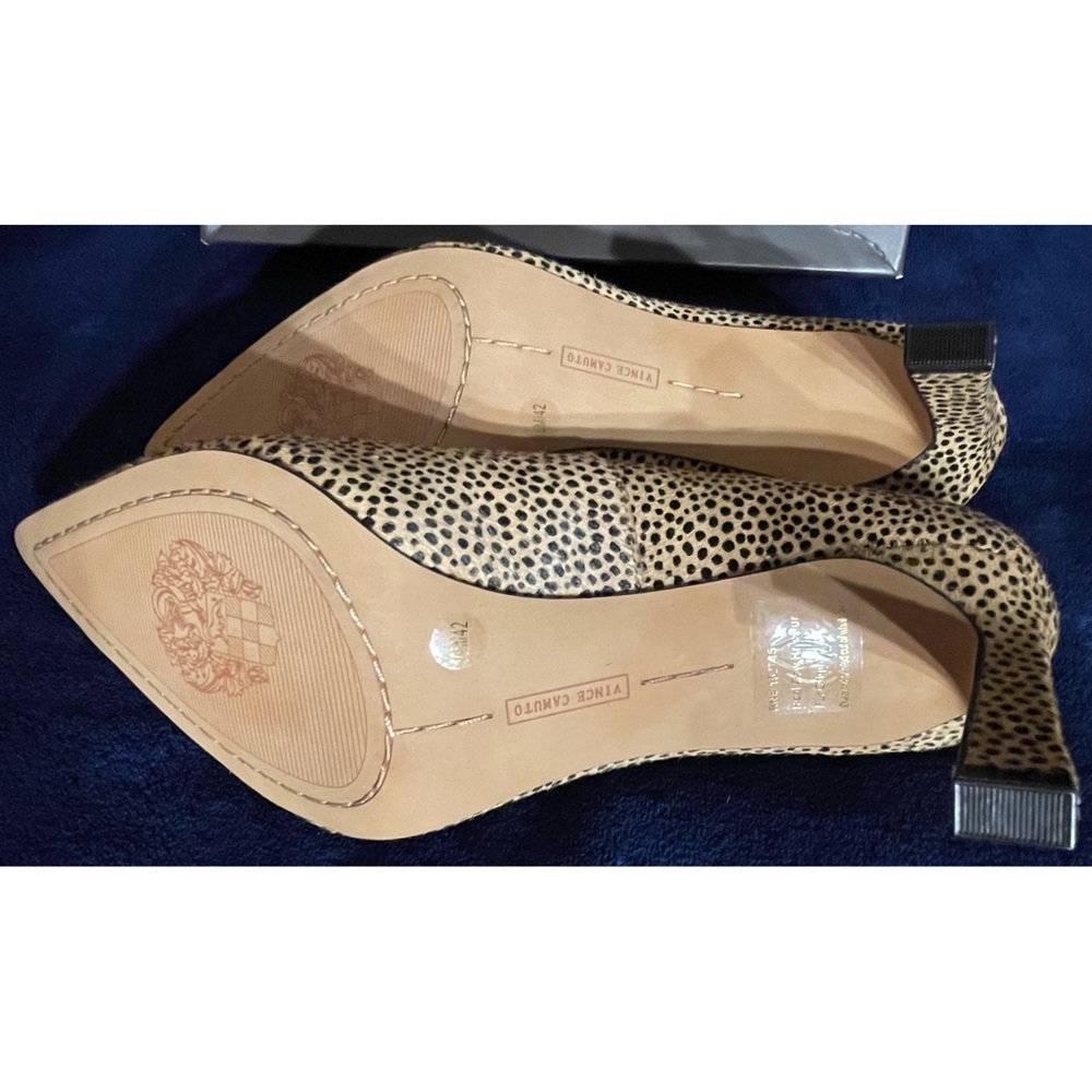 Vince Camuto Natural and Black Spotted Heels With Real Cow’s Fur SZ 10 - Picture 10 of 15